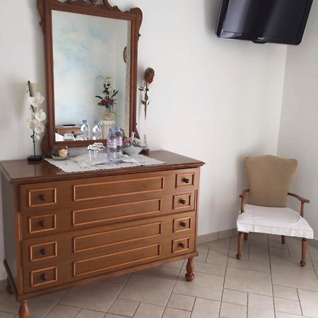 Chambres D'Hotes Chez Coco Saint-Georges-de-Reneins Zimmer foto